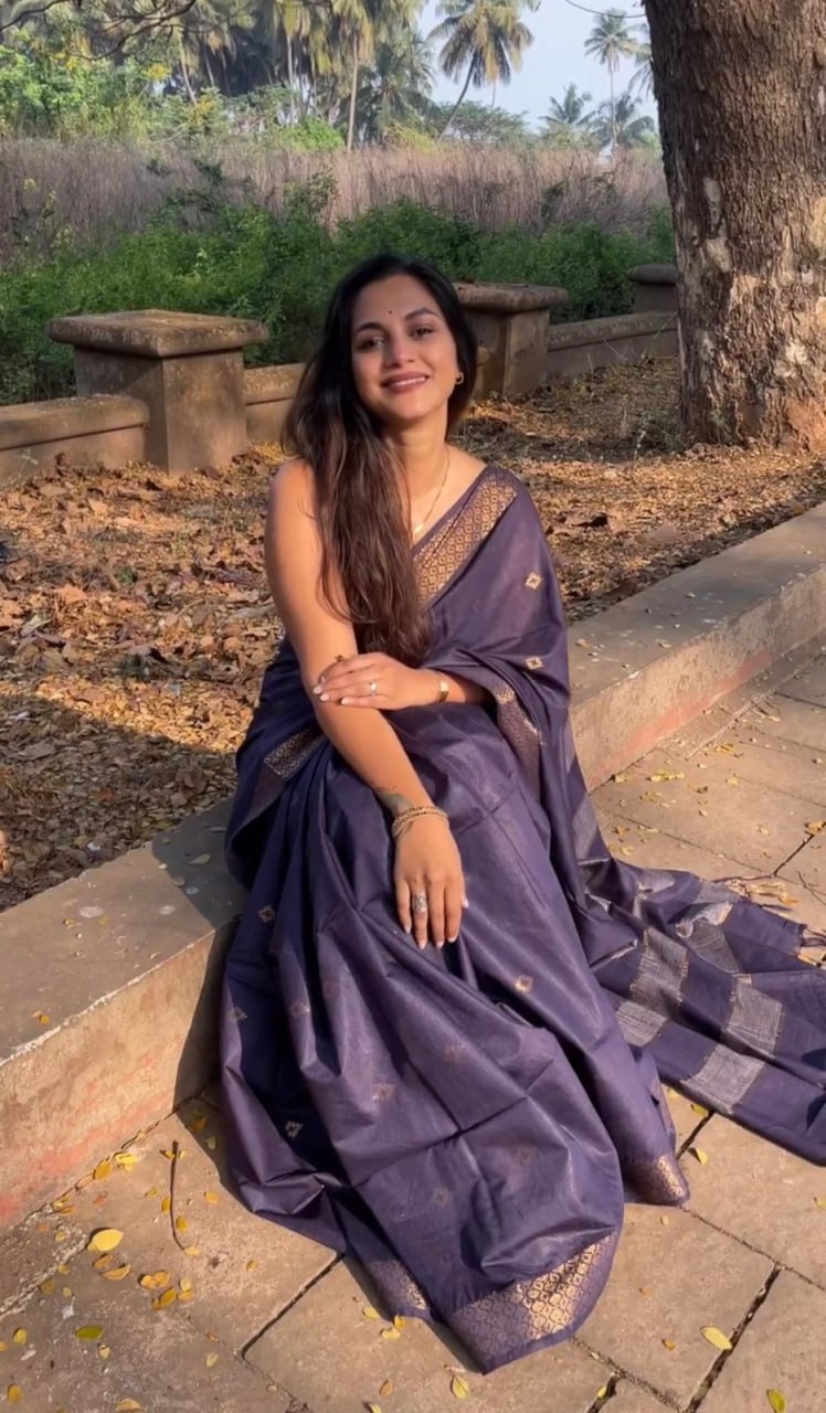 Graceful Smoky Lavender Silk Saree with Minimal Gold Zari Elegance